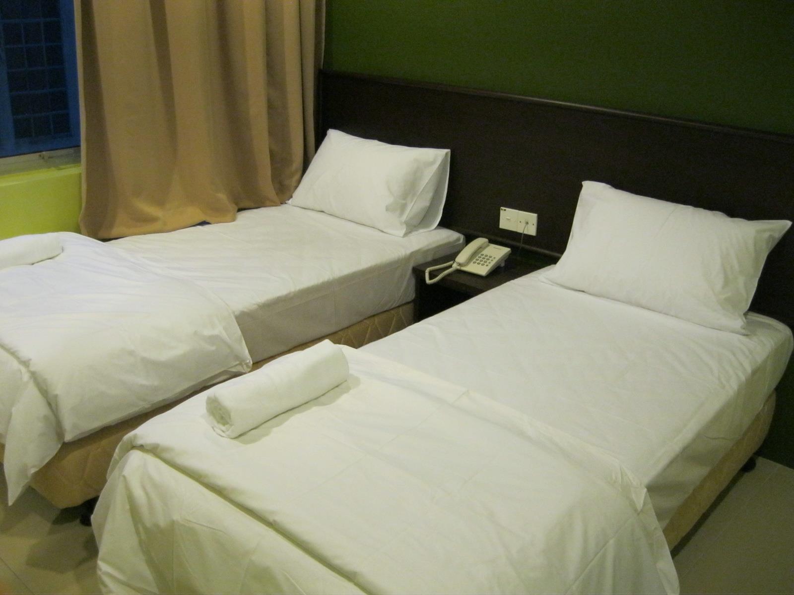 Bary Inn, Klia & Klia2 - 24 Hours Free Airport Pick-Up เซปัง ภายนอก รูปภาพ